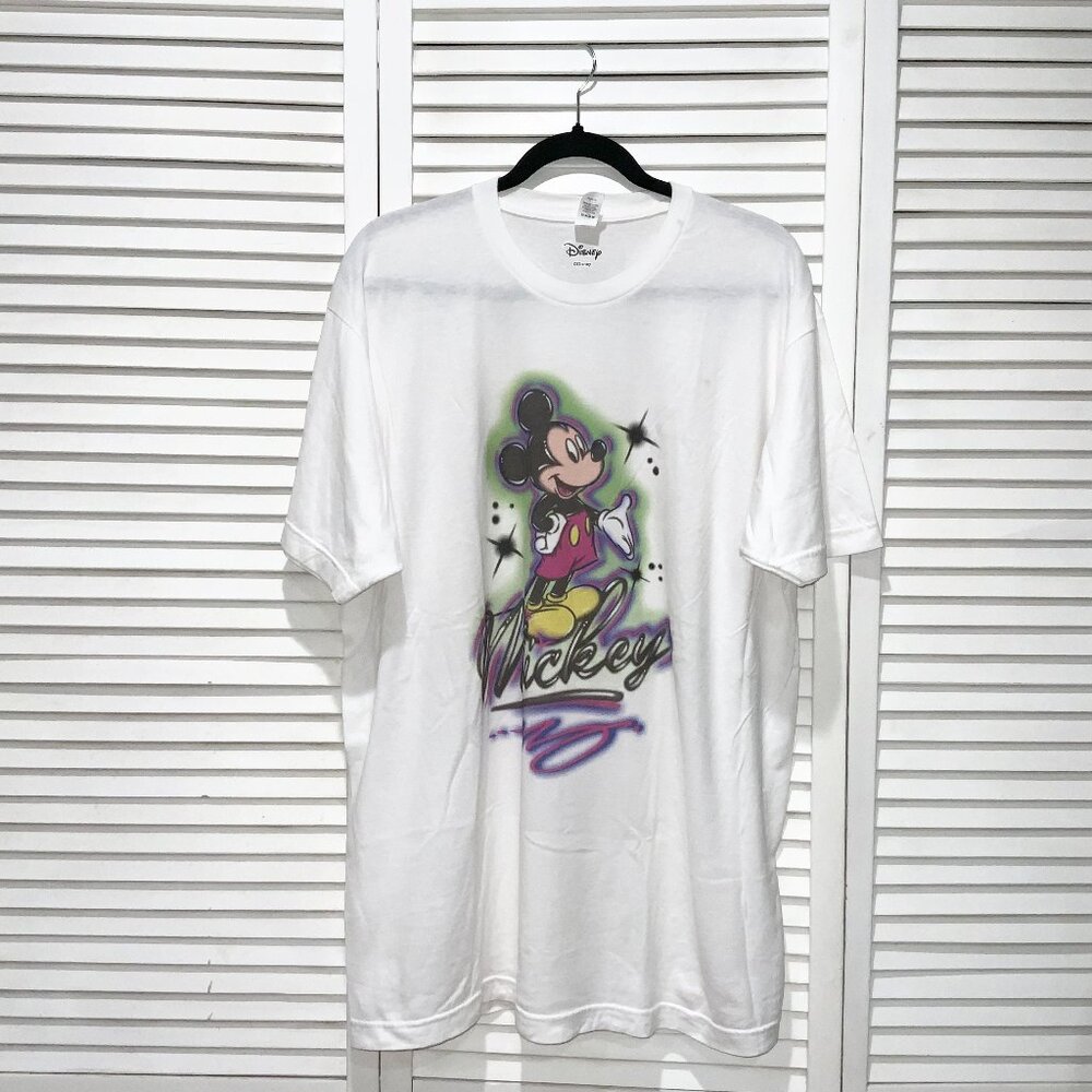 Disney Mickey Airbrush Graphic Tee Size XL